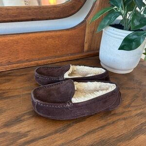 Children’s Ugg Moccasin Slippers